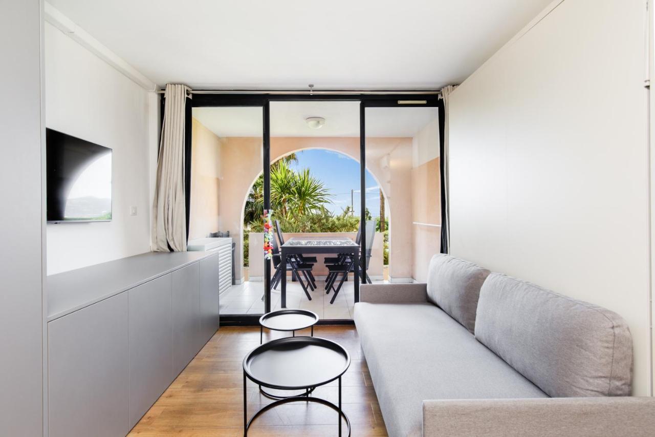 Suite 118 - Piscine - 50 Metres Plage - Terrasse - Clim - Wifi 戛纳 外观 照片